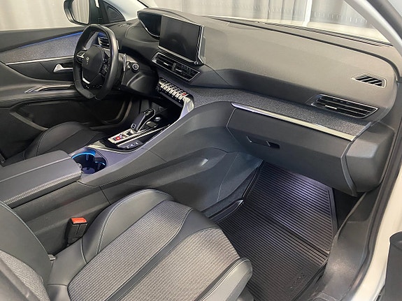 Peugeot 3008 8 of 22