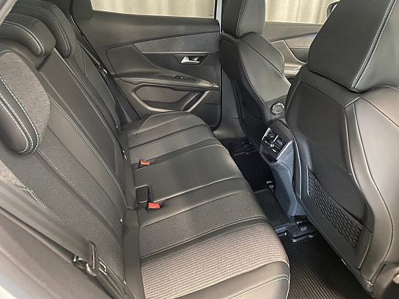 Peugeot 3008 7 of 22