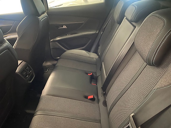 Peugeot 3008 9 of 22
