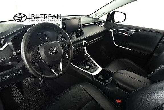 Toyota RAV4 22 of 29