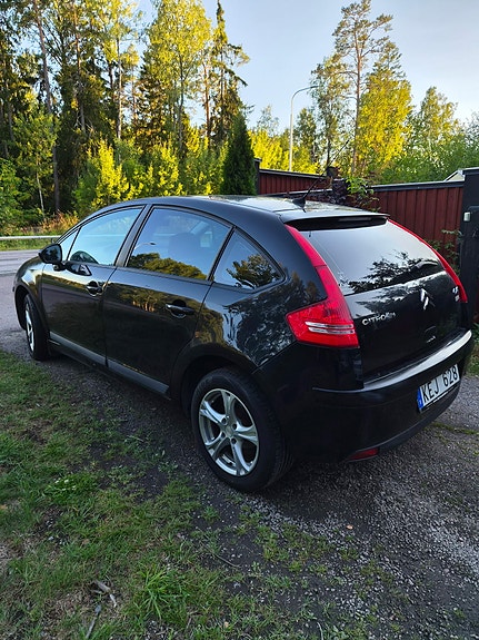 Citroen C4 7 of 10