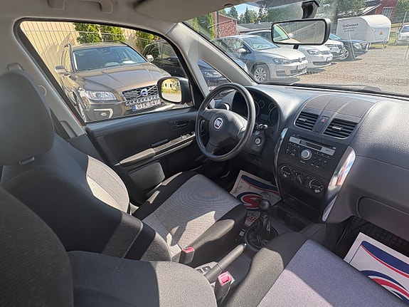Fiat Sedici 6 of 6