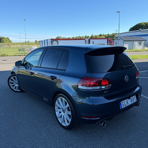 Volkswagen Golf VI 11 of 21