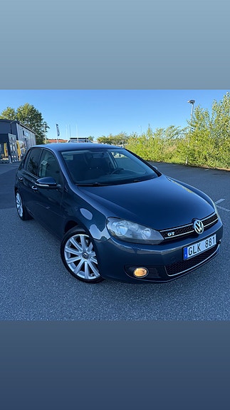 Volkswagen Golf VI 12 of 21