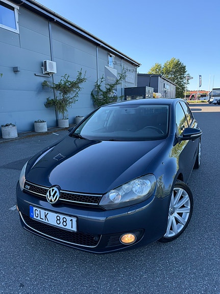 Volkswagen Golf VI 2 of 21