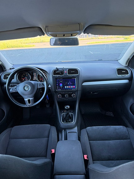 Volkswagen Golf VI 14 of 21