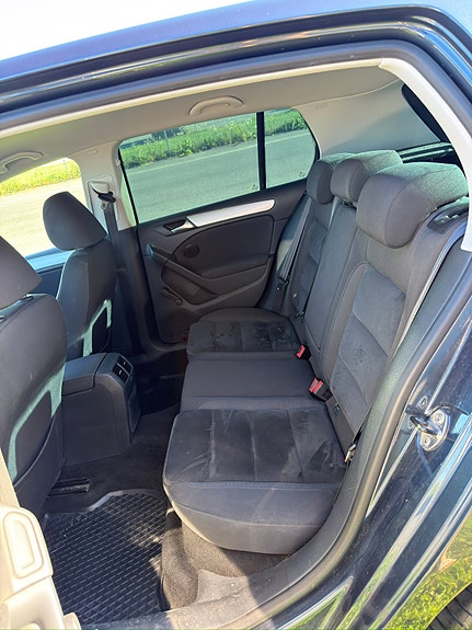 Volkswagen Golf VI 21 of 21