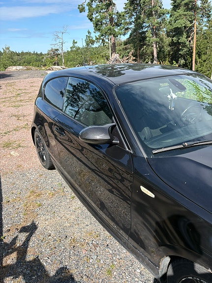 BMW 120d 2 of 7