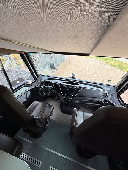 Niesmann 920 EK 8 of 22