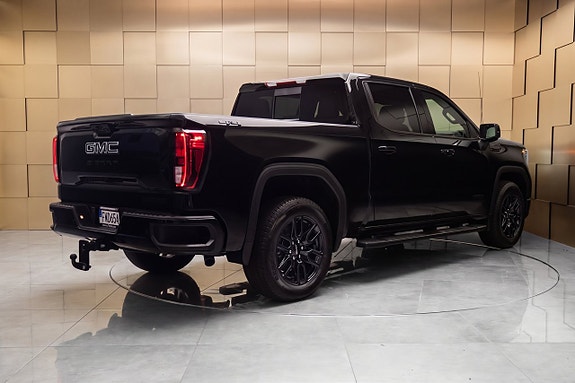 GMC Sierra 1500 3 of 27