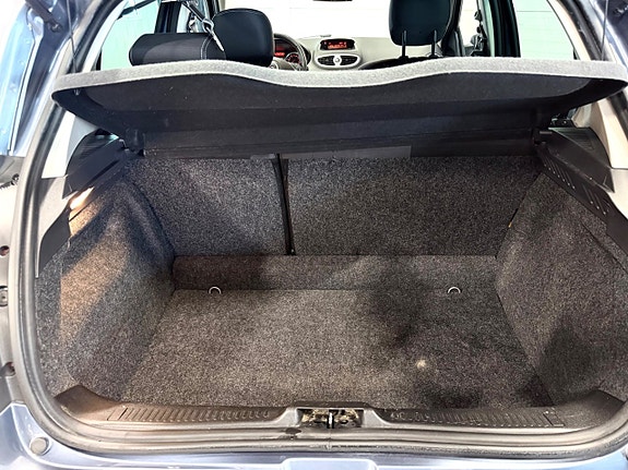 Renault Clio 14 of 14