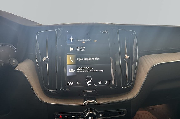 Volvo XC60 6 of 20
