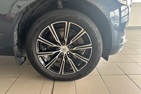 Volvo XC60 17 of 20