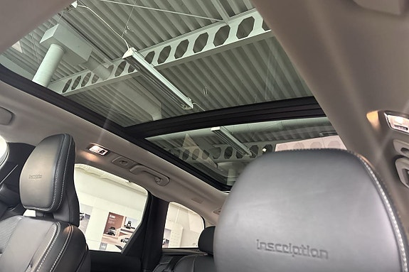Volvo XC60 13 of 20