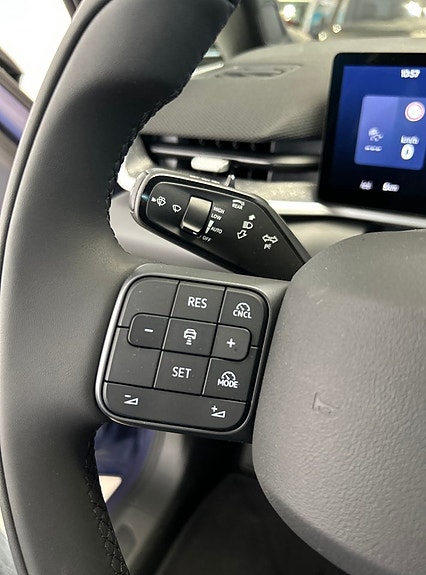 Volkswagen ID.3 Neo 11 of 19