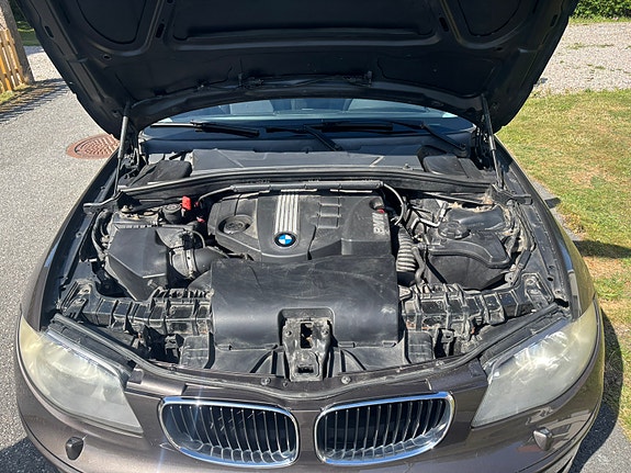 BMW 120d 5 of 7