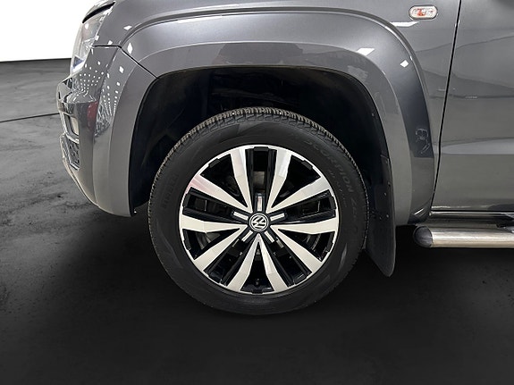 Volkswagen Amarok 17 of 17