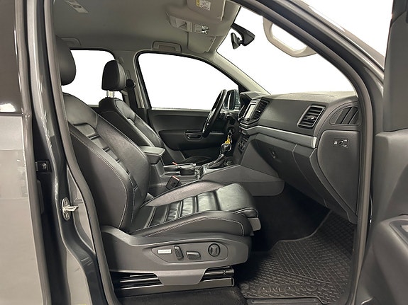 Volkswagen Amarok 14 of 17