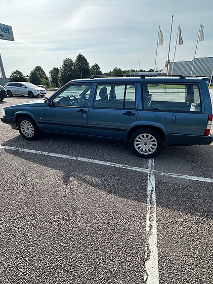 Volvo 940 4 of 9