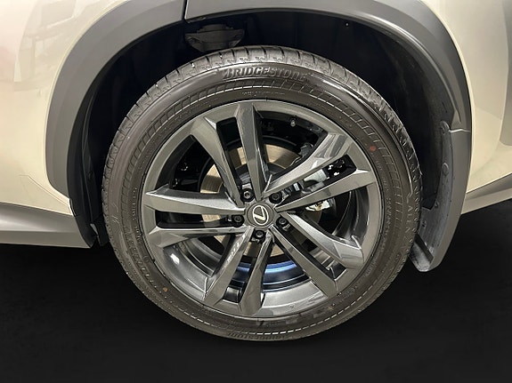 Lexus NX450h+ 16 of 16