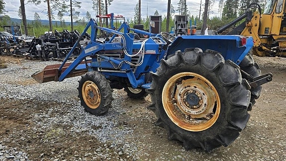 Iseki TL 3200 4x4 3 of 7