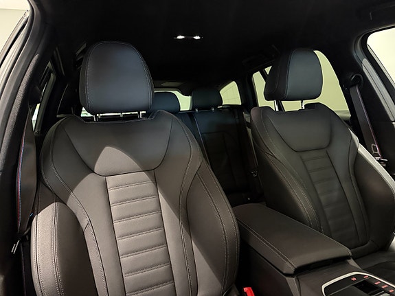 BMW M340i 18 of 19