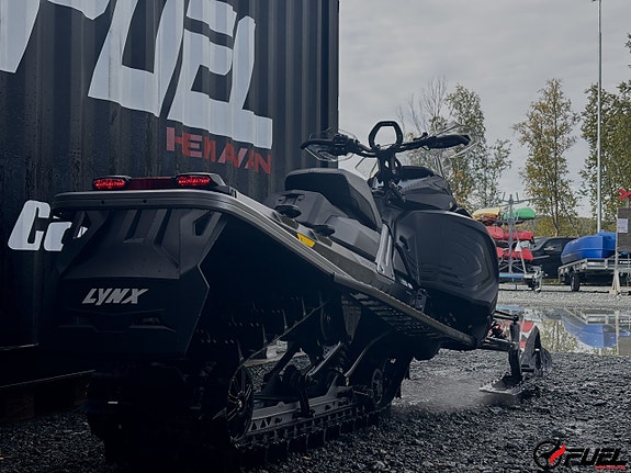 Lynx Brutal RE 900 ACE Turbo R 154in 3900mm 2.5in 64mm PowderMax II Electric 3 of 4