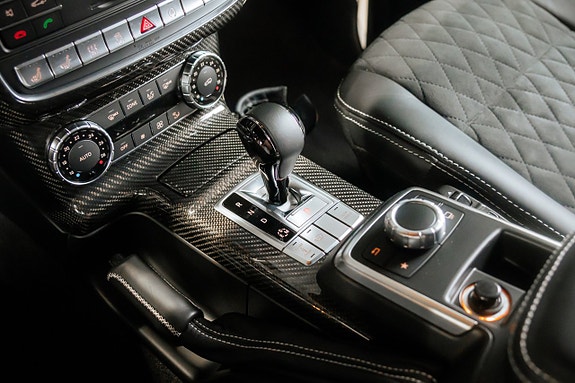 Mercedes-Benz G500 19 of 23