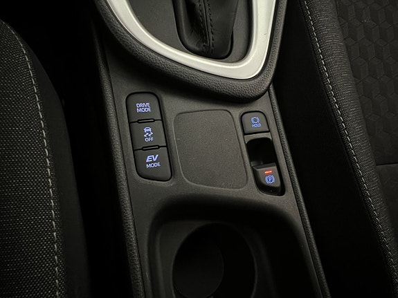 Toyota Yaris 21 of 30