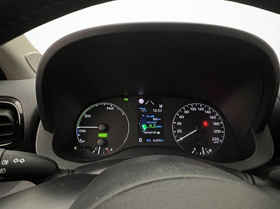 Toyota Yaris 16 of 30