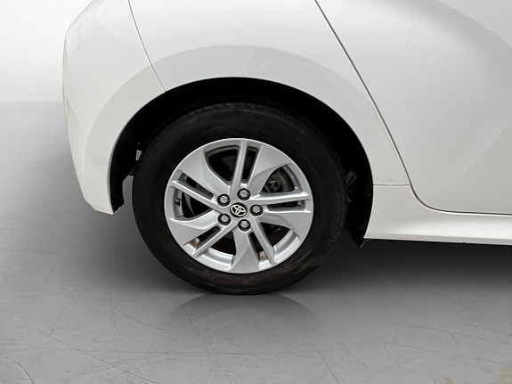 Toyota Yaris 29 of 30