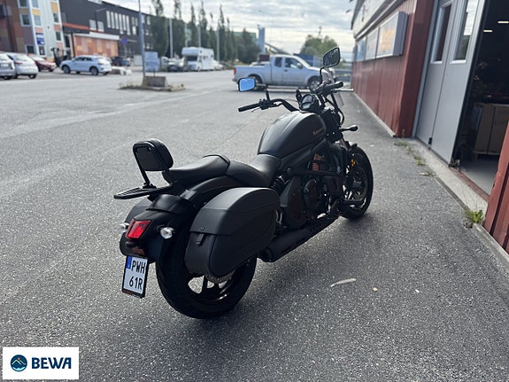 Kawasaki VULCAN S Tourer 5 of 5