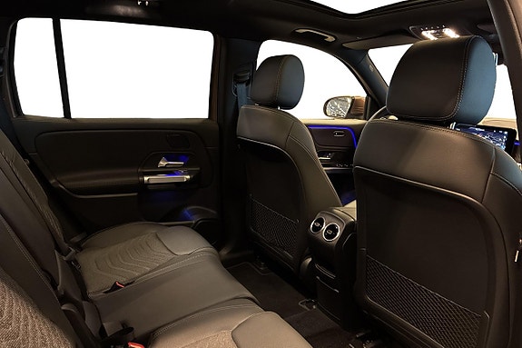 Mercedes-Benz EQB350 14 of 20