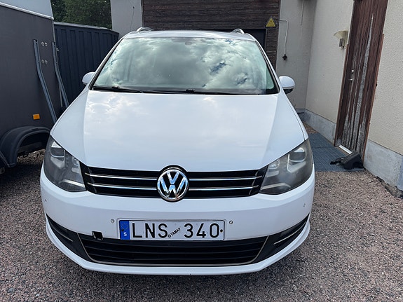 Volkswagen Sharan 3 of 11