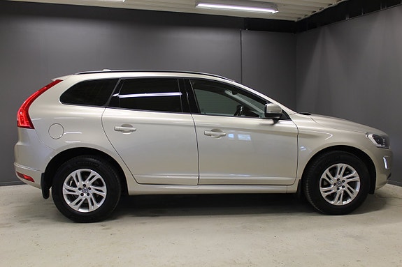 Volvo XC60 6 of 13