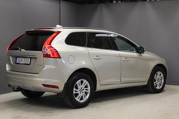 Volvo XC60 4 of 13