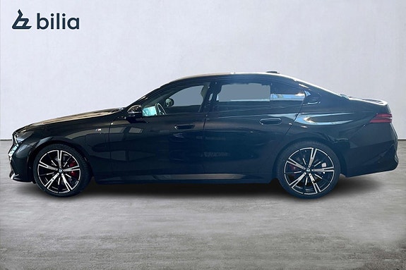 BMW 530e 3 of 16