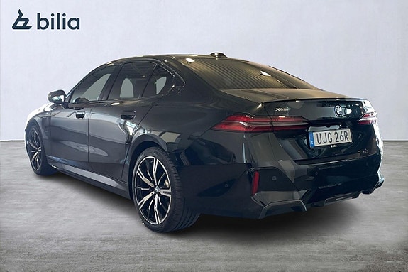 BMW 530e 2 of 16