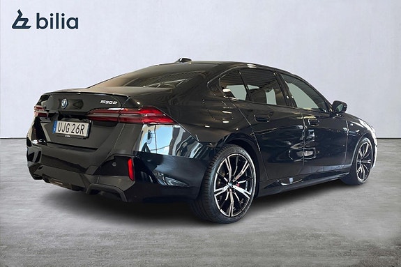 BMW 530e 15 of 16