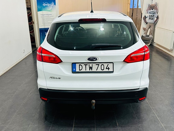 Ford Focus 8 of 21