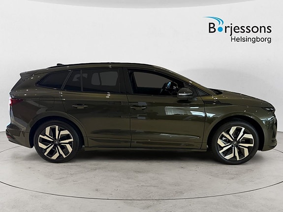 Skoda Enyaq 2 of 17