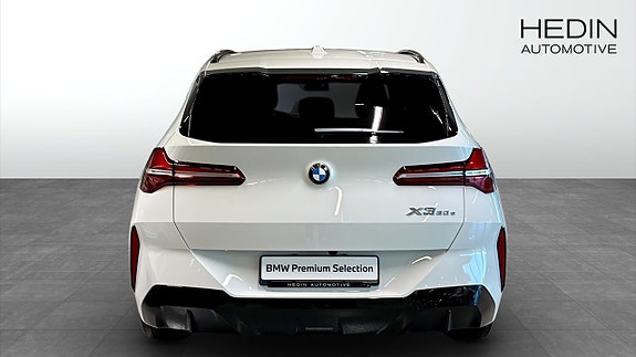 BMW X3 7 of 9
