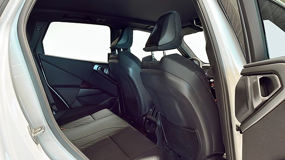 BMW X3 5 of 9