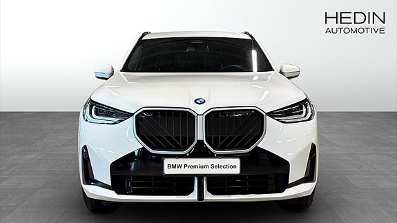 BMW X3 8 of 9