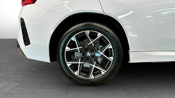BMW X3 9 of 9