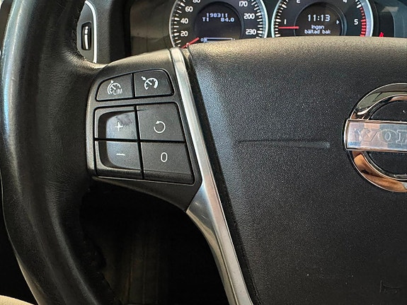 Volvo V60 12 of 29
