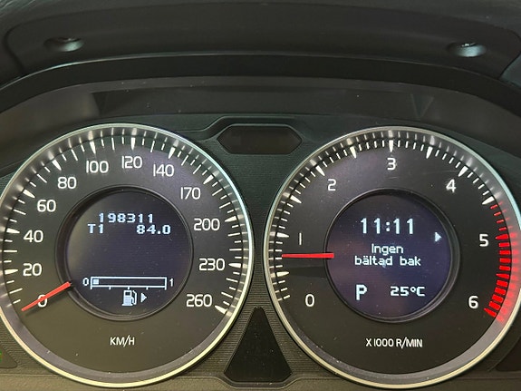 Volvo V60 17 of 29