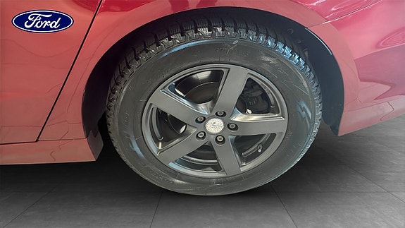 Ford Mondeo 9 of 12