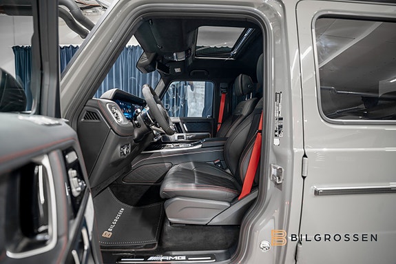 Mercedes-Benz G63 15 of 19