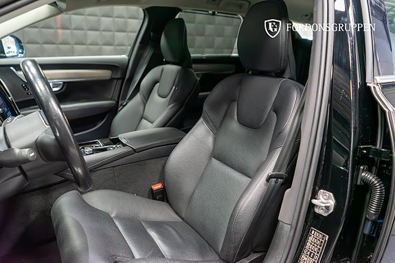 Volvo V90 17 of 27